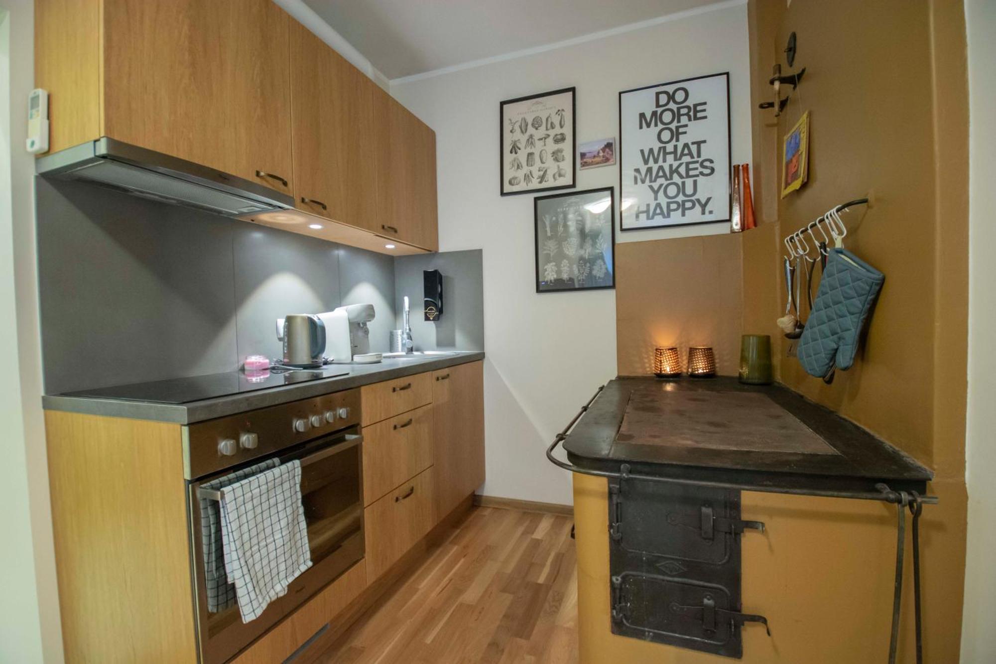 Karlovaidyll 7 - Homey Apartment With Free Parking! Тарту Екстер'єр фото