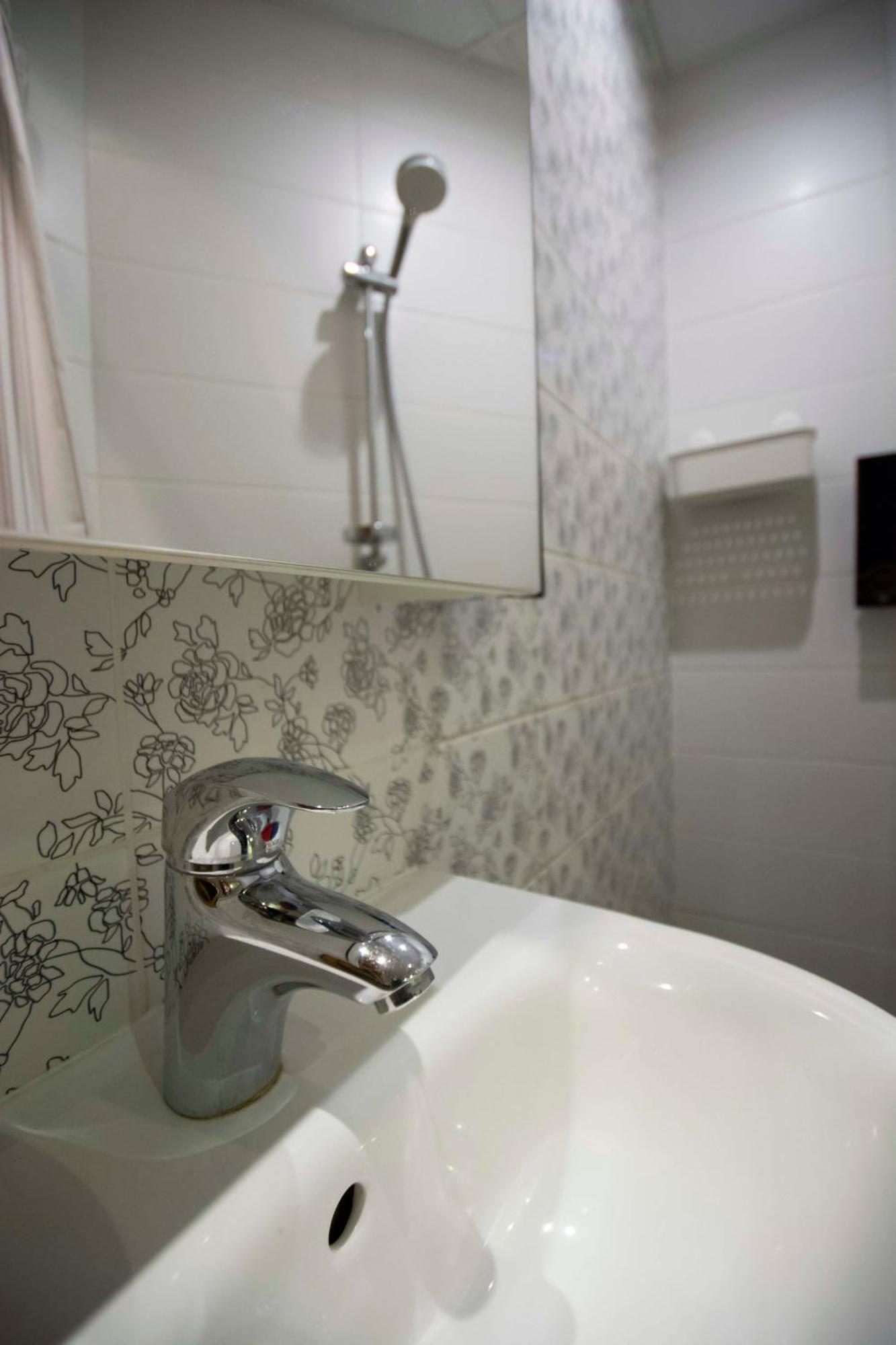 Karlovaidyll 7 - Homey Apartment With Free Parking! Тарту Екстер'єр фото