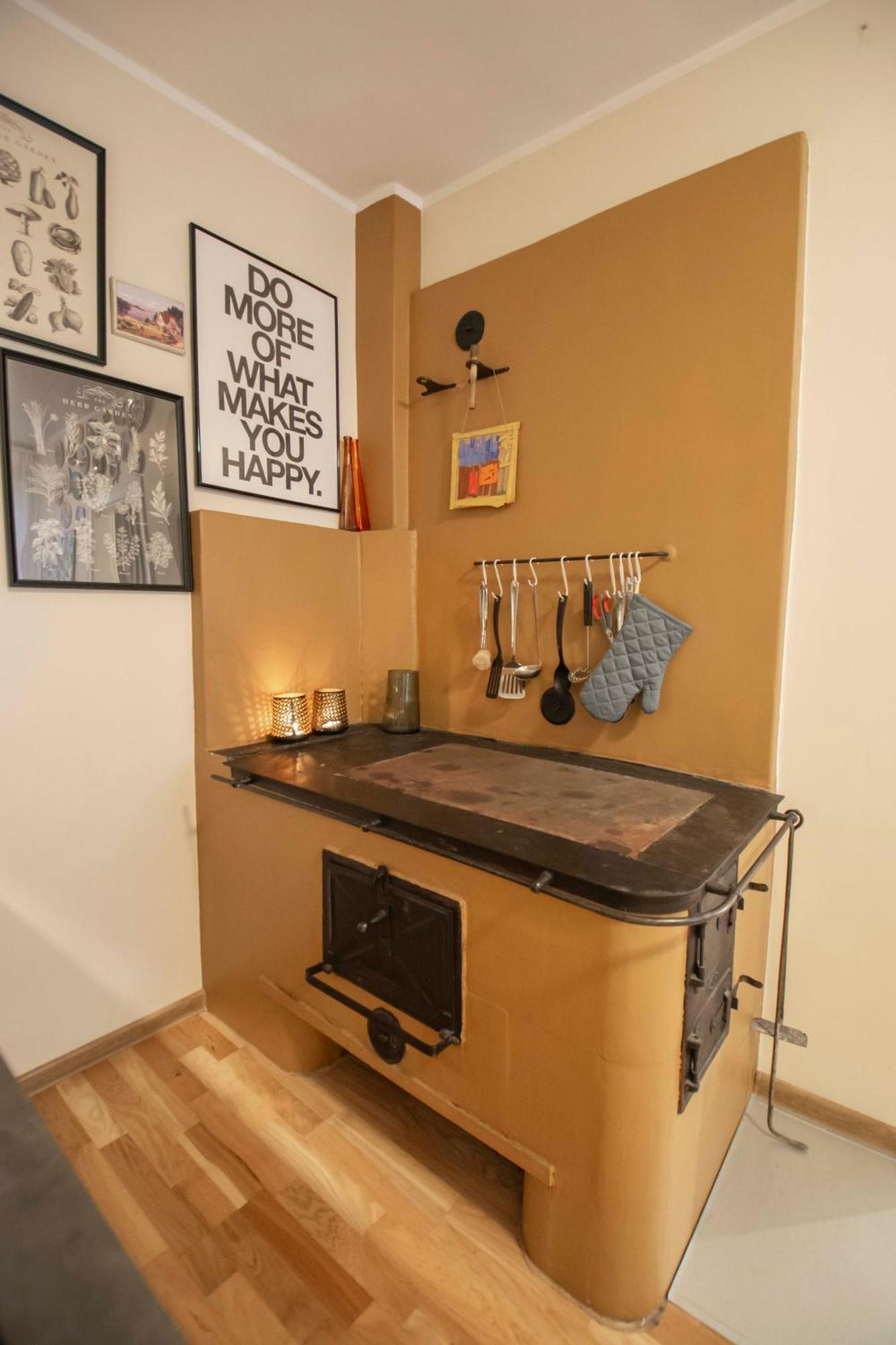 Karlovaidyll 7 - Homey Apartment With Free Parking! Тарту Екстер'єр фото
